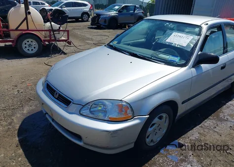 1996 Honda Civic Lx z USA, uszkodzony, nr VIN 2HGEJ6672TH529171
